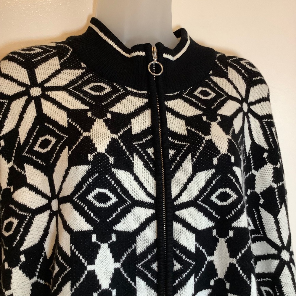 Lane Bryant Black White Snowflake Fair Isle Zip Up Sweater Plus Size‎ 26/28